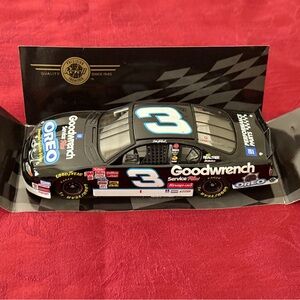 #3 Dale Earnhardt Sr. 2001 NASCAR Limited Edition Collection 1:43 Die Cast Car